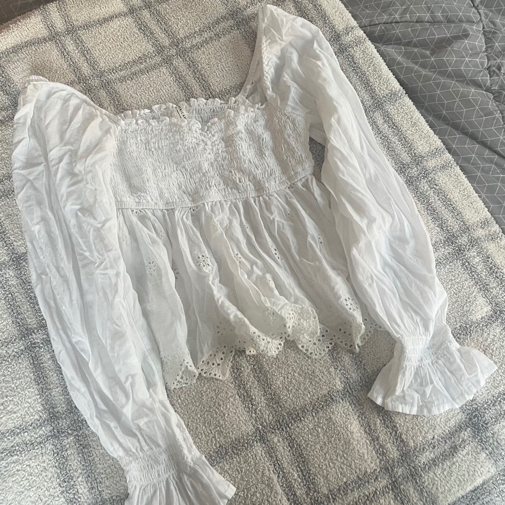 White top long sleeves American Eagle